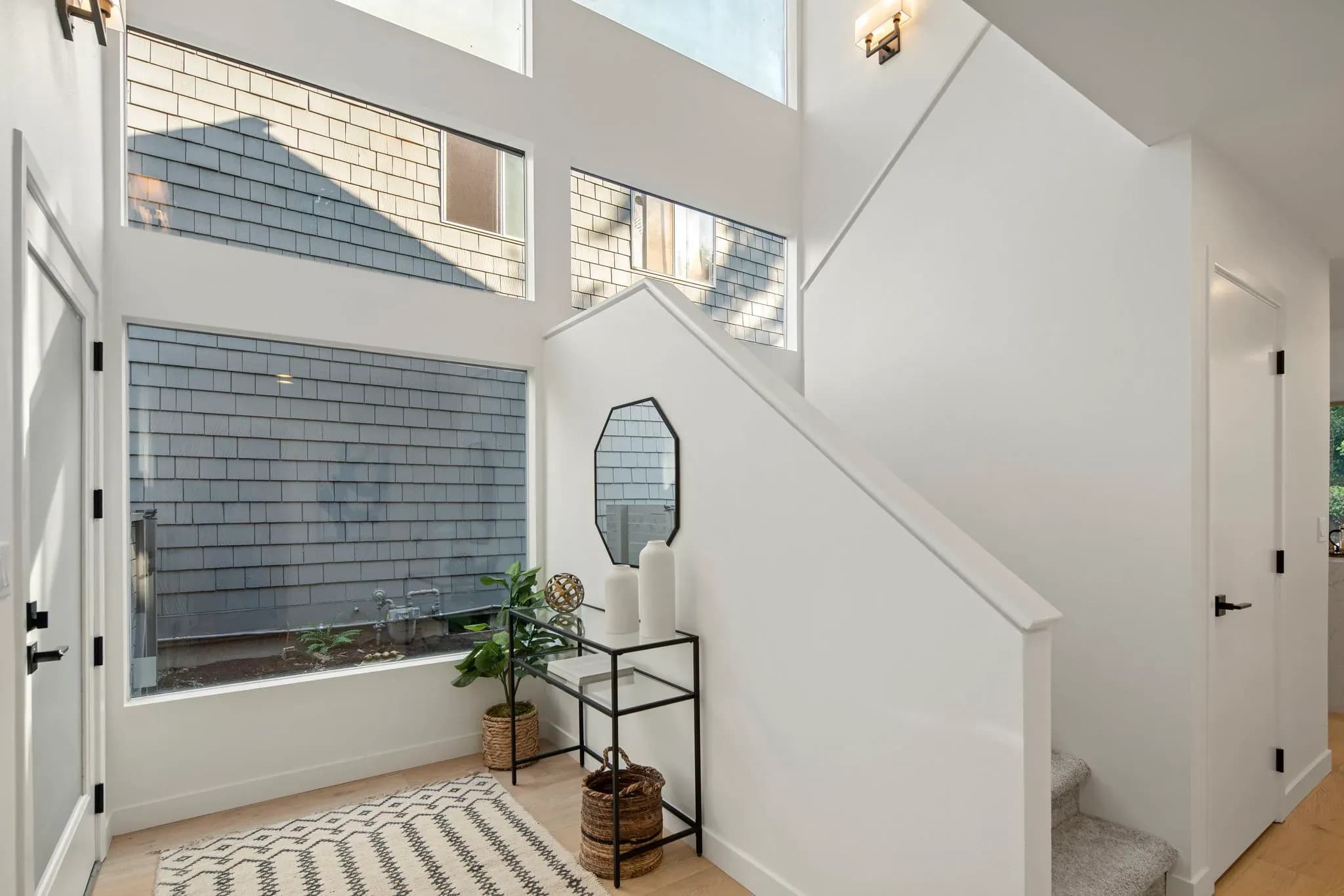 Bellevue_623_OCH2_TRANSITIONAL